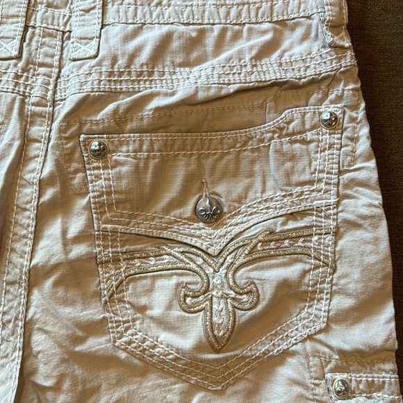 Men’s Rock Revival Cargo Shorts - Picture 4 of 5